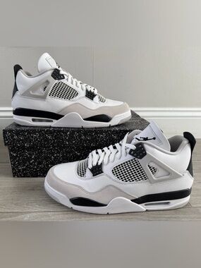 Air Jordan 4 Retro Military Black DH6927-111 White Black Neutral Grey Sz 12 New